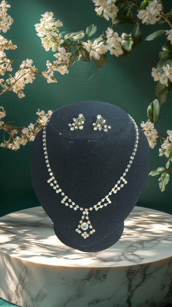 Parure collier boucles d'oreilles vintage avec strass aurore boréale