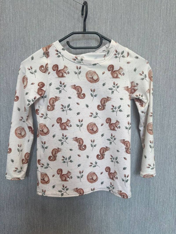 Kinder-Jerseyshirt mit Eichhörnchen-Motiv – Gr 134