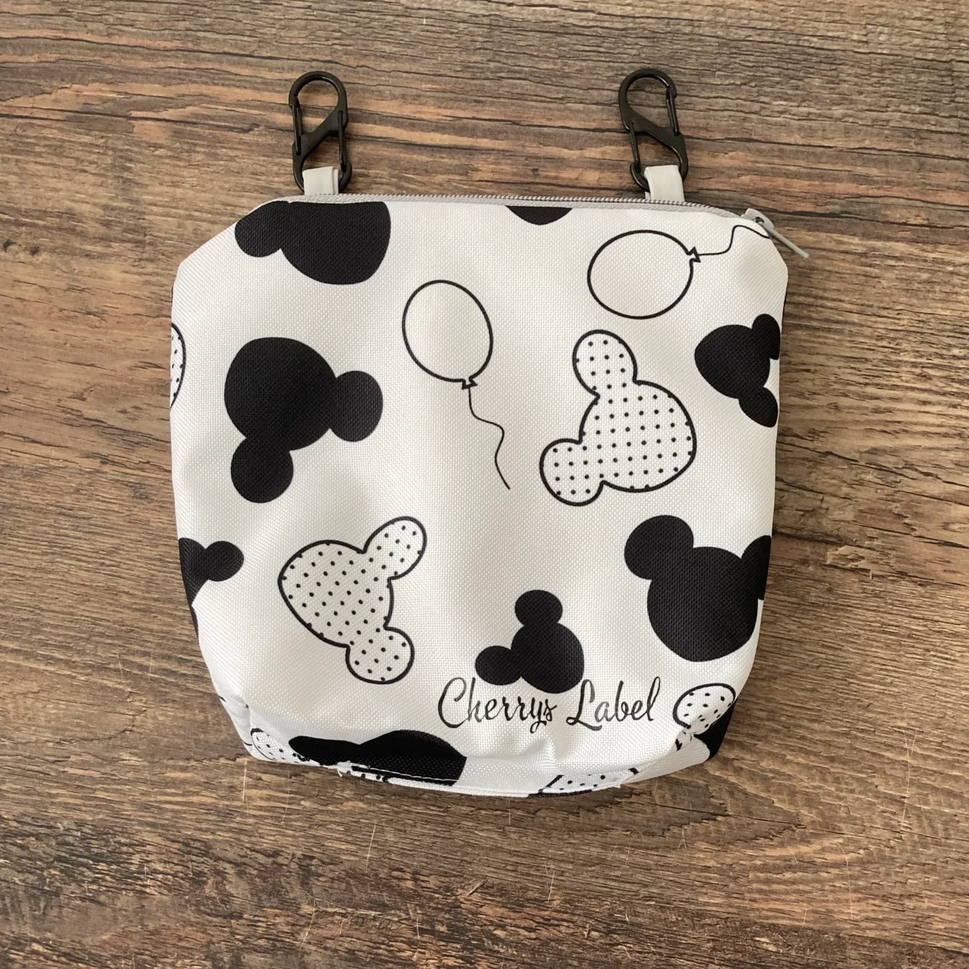 Leckerlitasche Mickey weiss groß