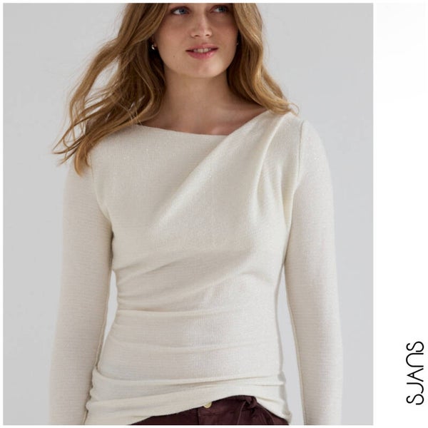 Tramontana 'Birdie' asymmetrical neck top