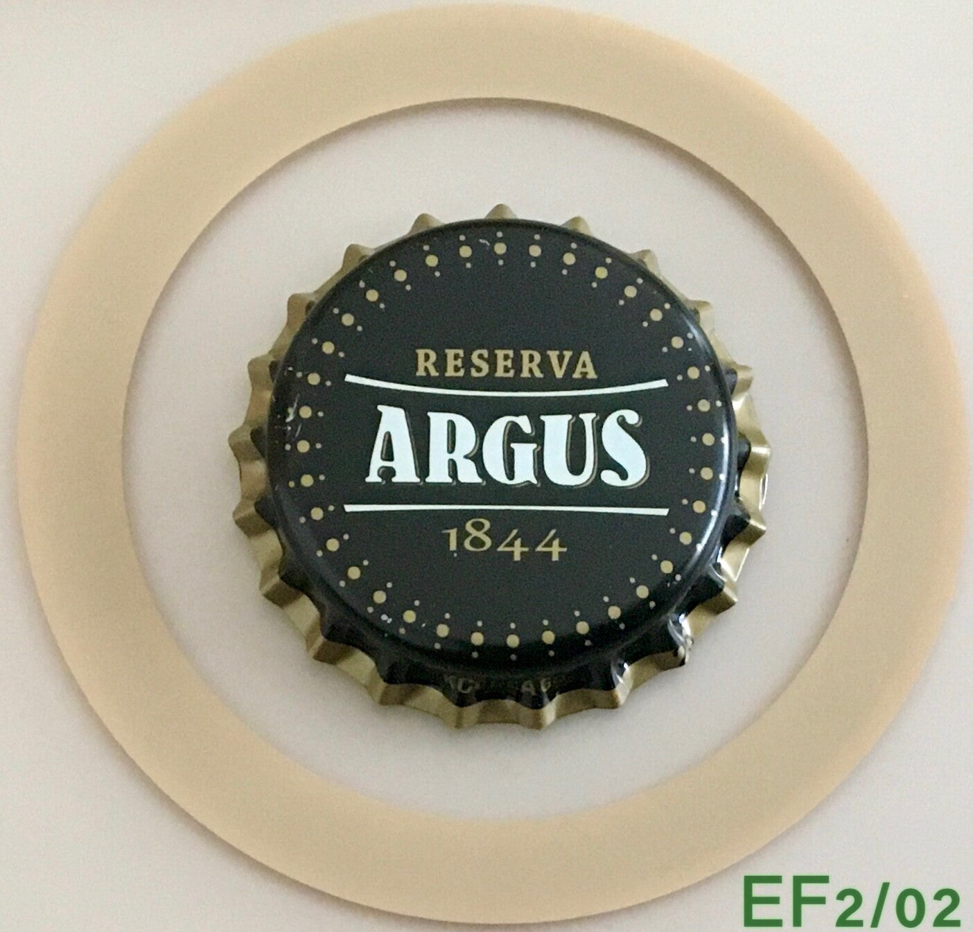 CHAPA TAPON CORONA SERIE A