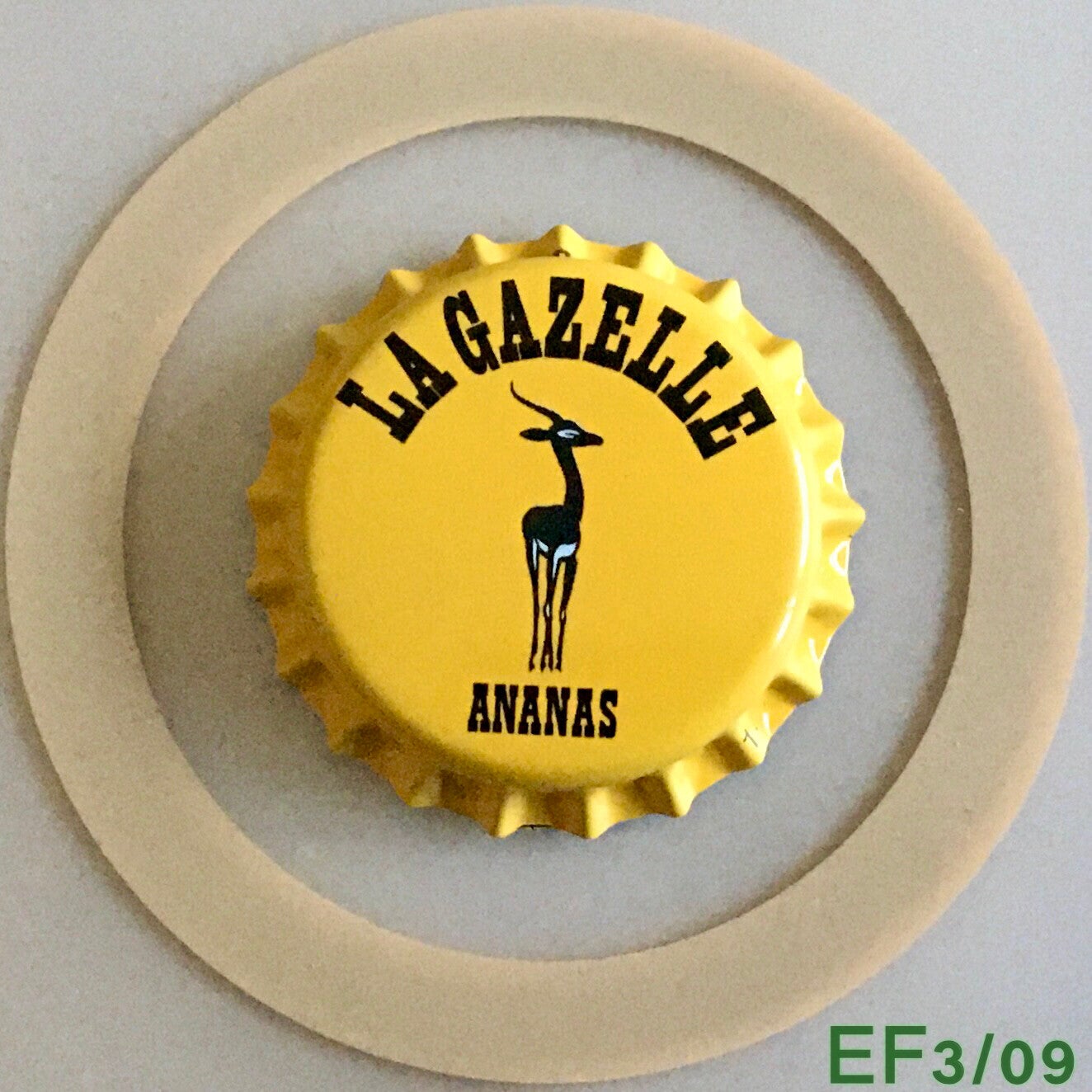 CHAPA TAPON CORONA SERIE A