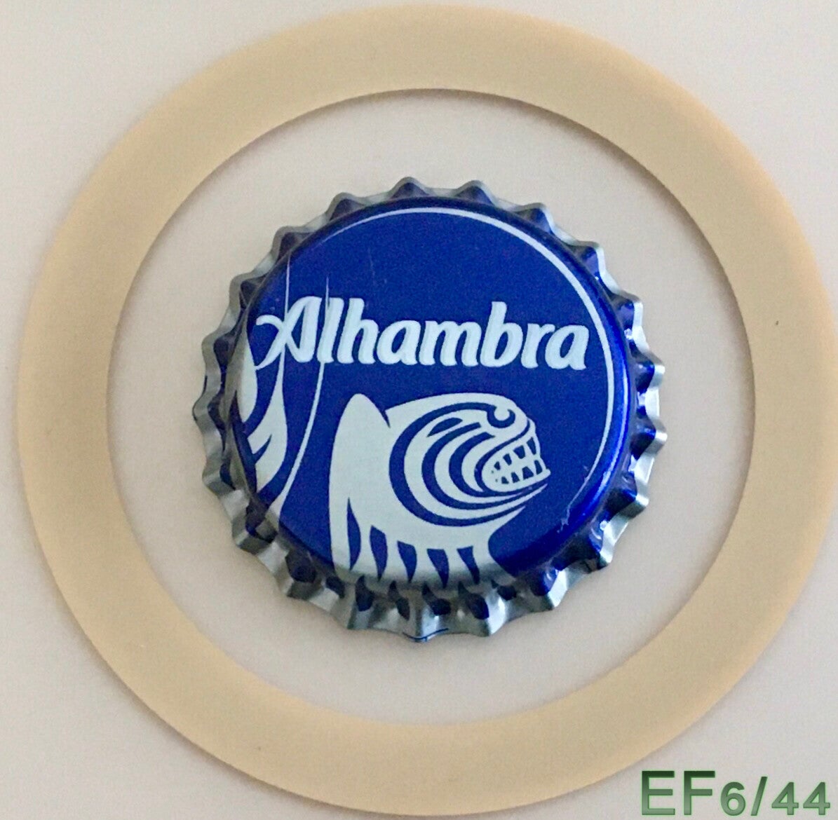 CHAPA TAPON CORONA SERIE A