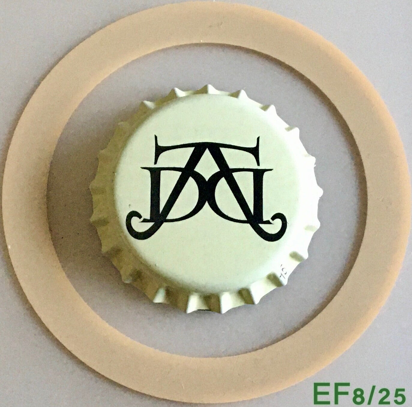 CHAPA TAPON CORONA SERIE A