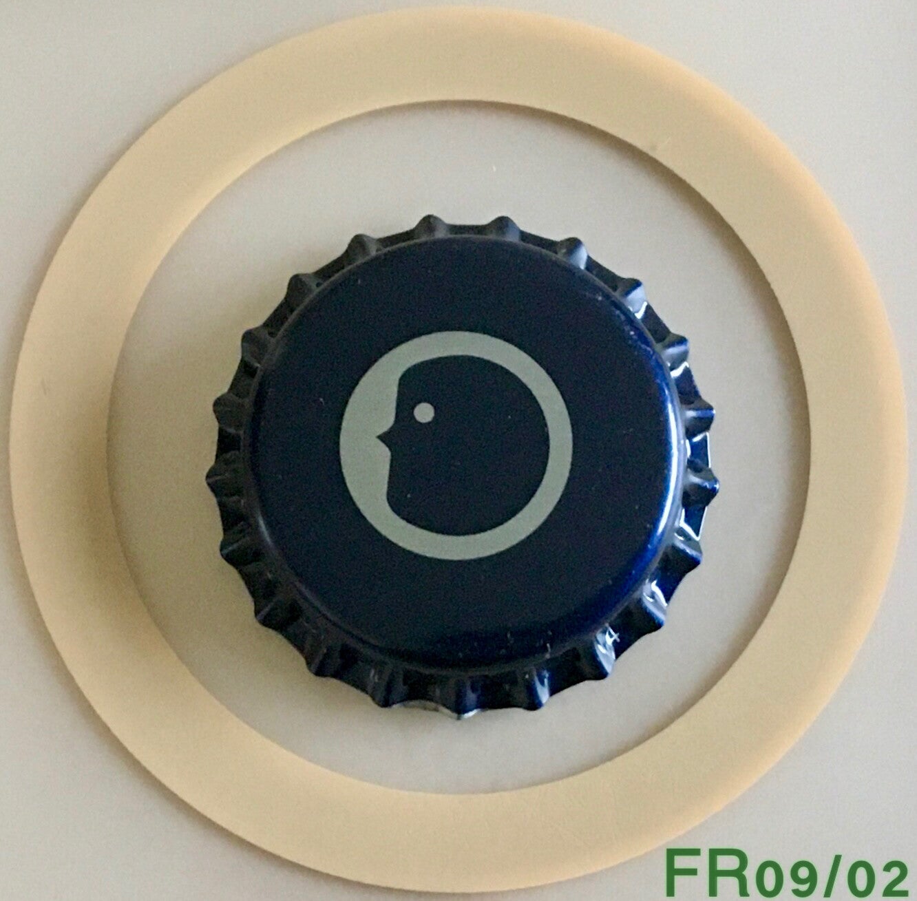 CHAPA TAPON CORONA SERIE A
