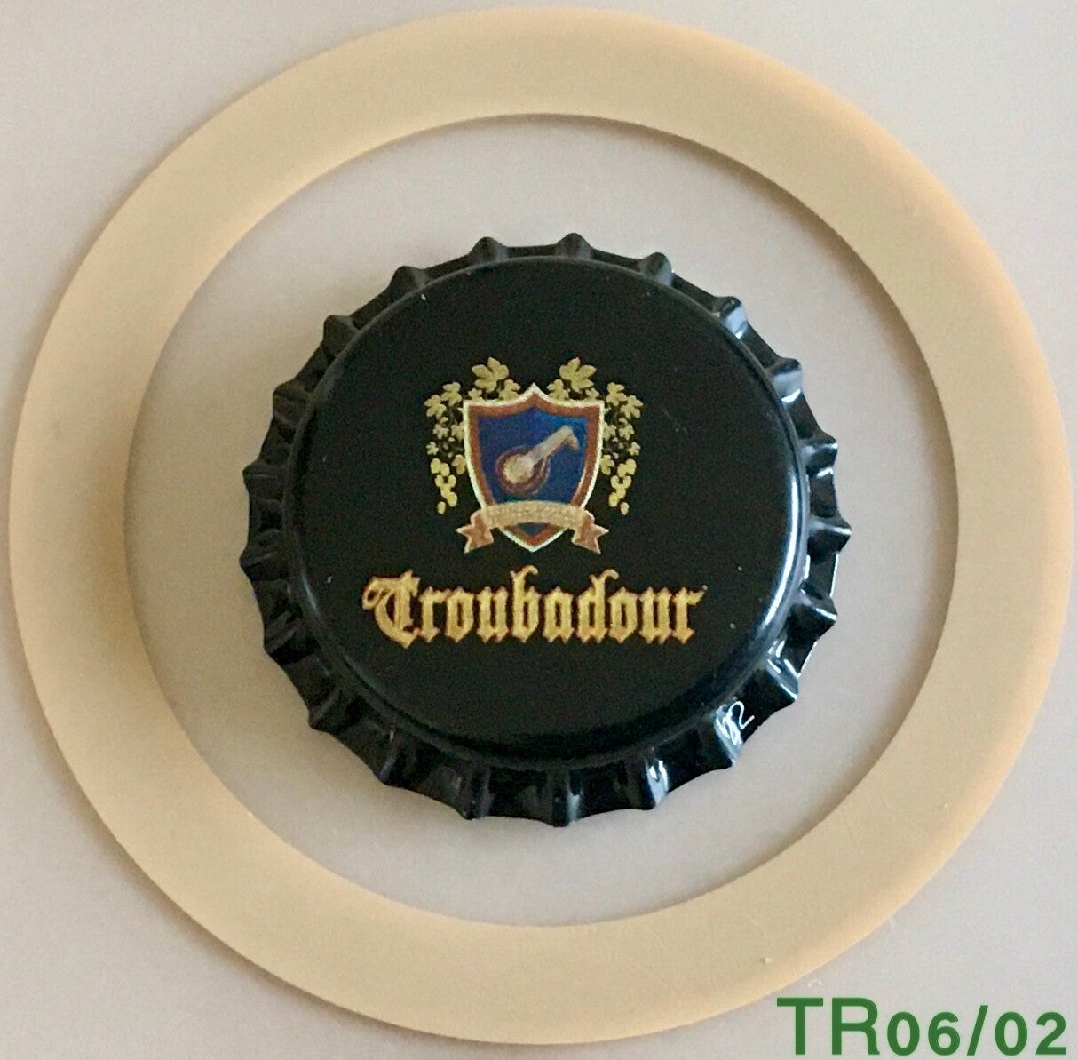 CHAPA TAPON CORONA SERIE A