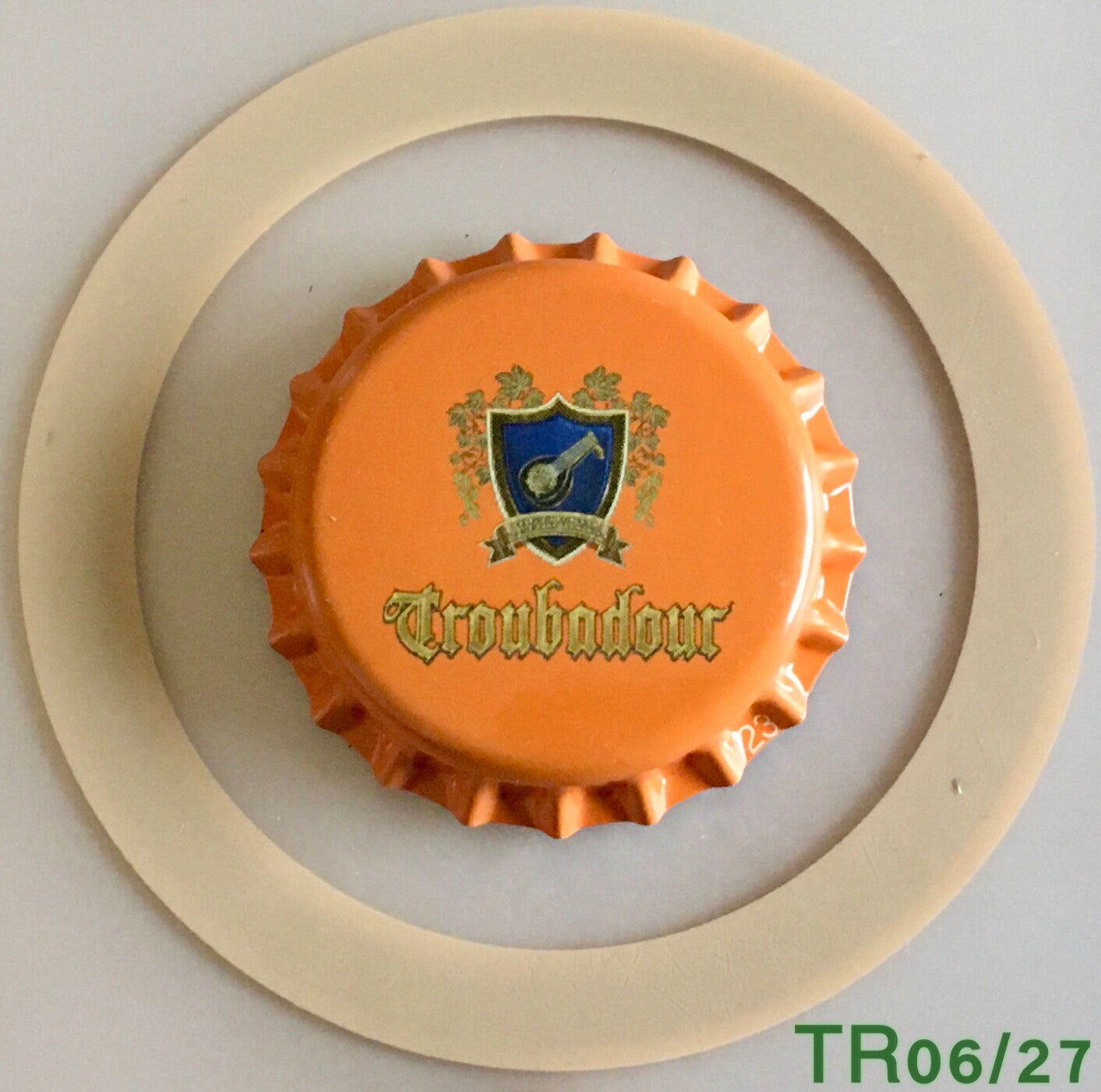 CHAPA TAPON CORONA SERIE A
