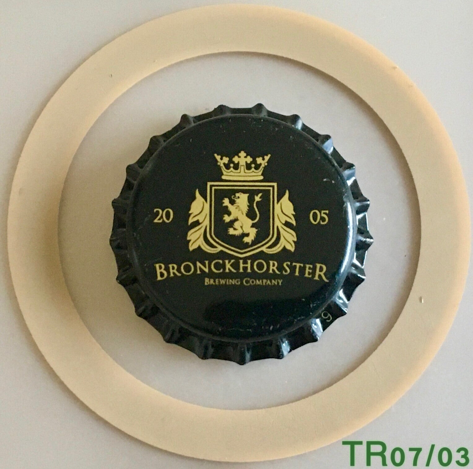 CHAPA TAPON CORONA SERIE A