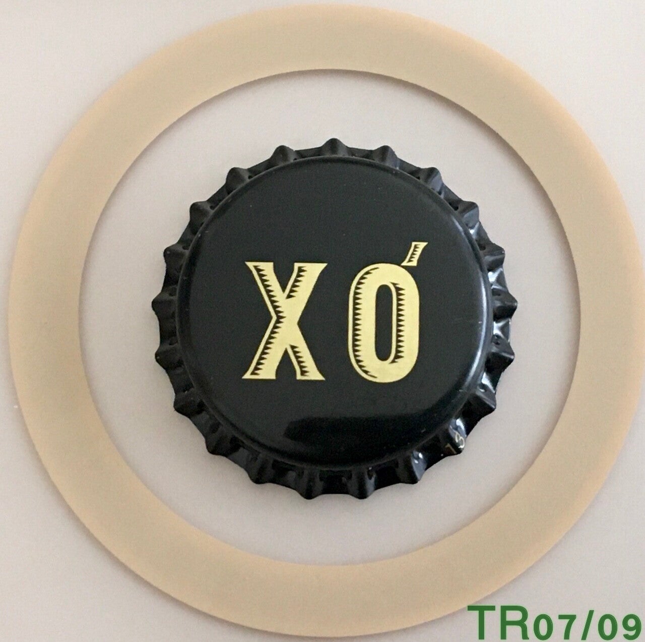 CHAPA TAPON CORONA SERIE A