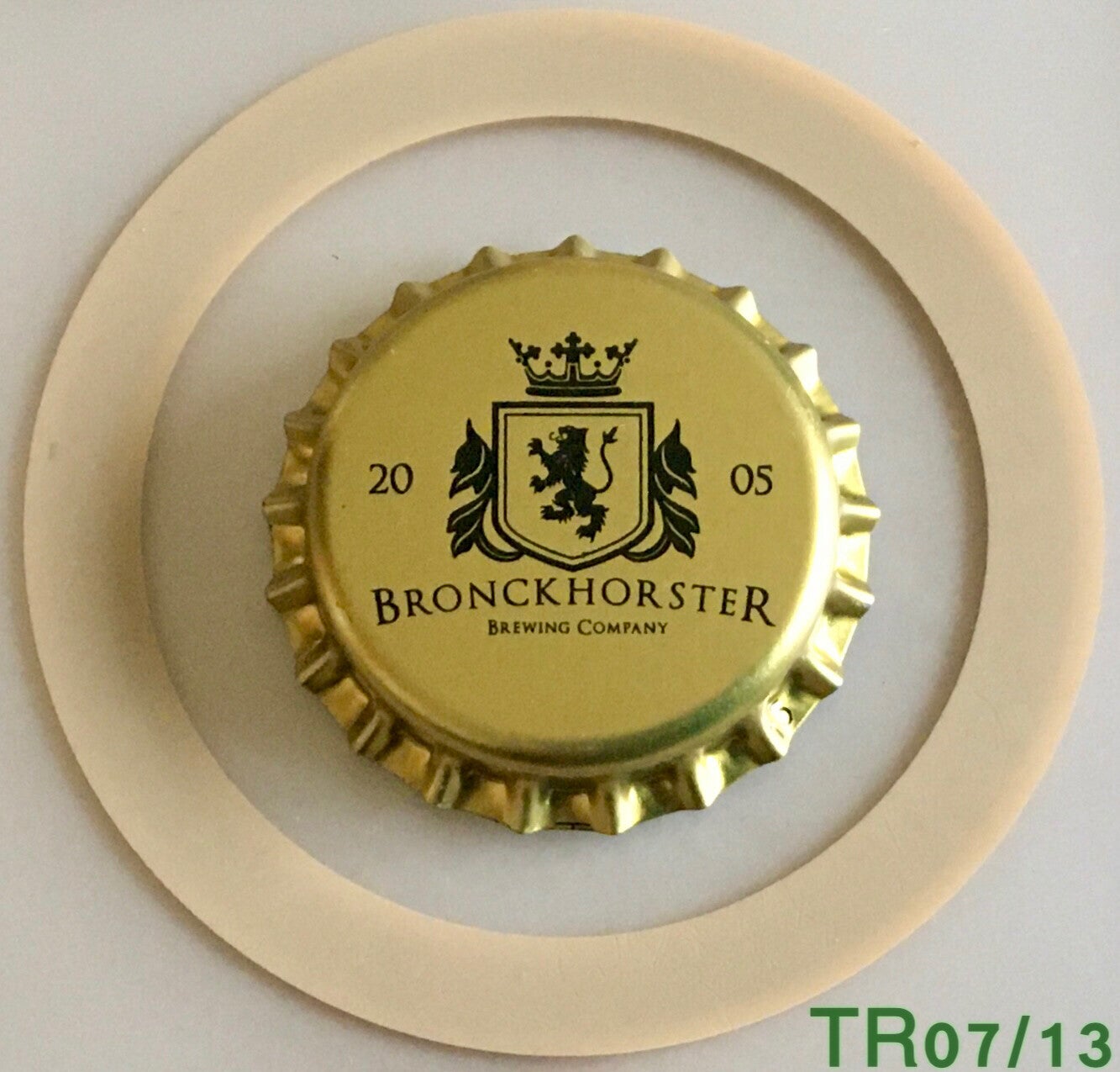 CHAPA TAPON CORONA SERIE A
