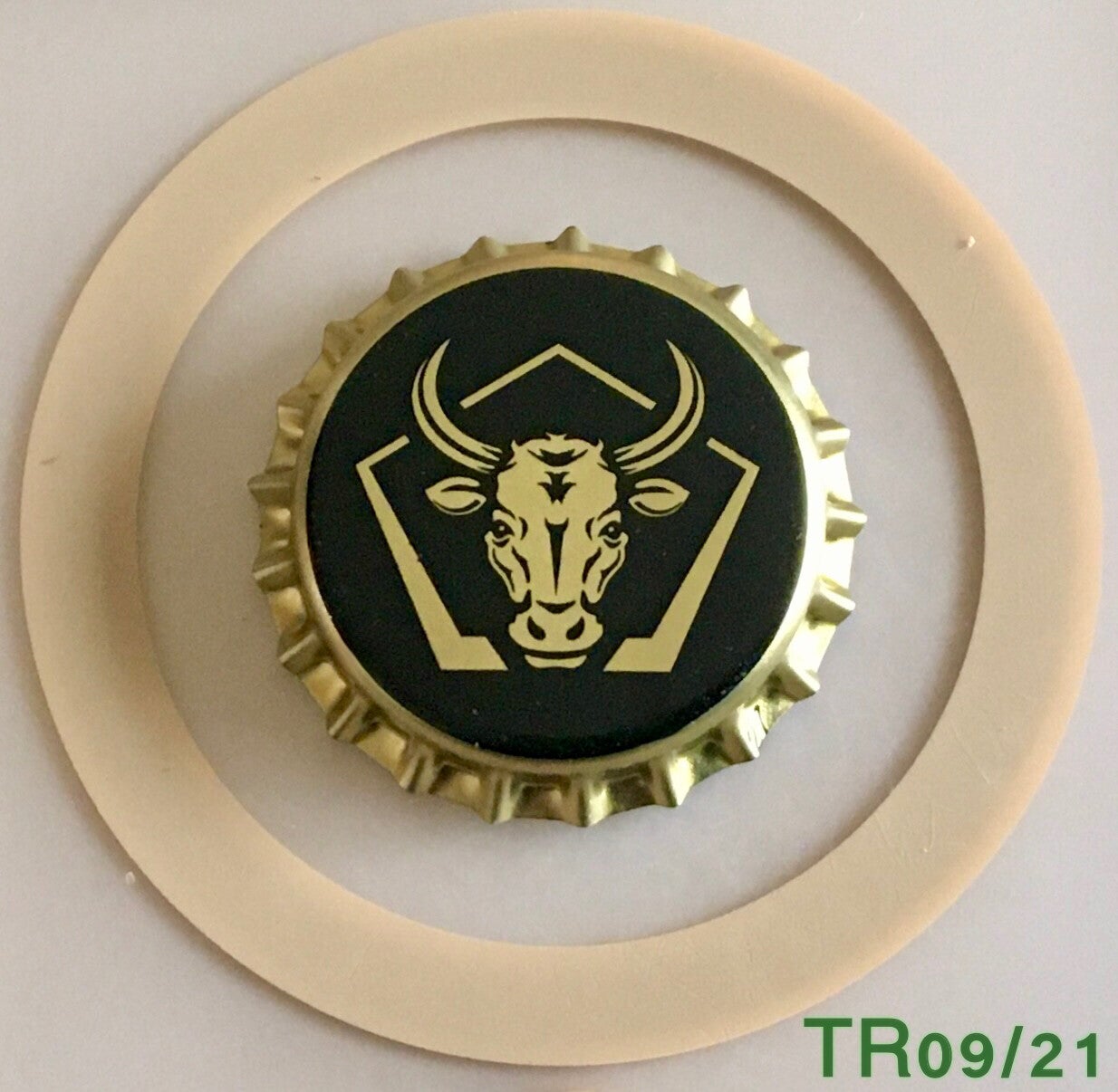 CHAPA TAPON CORONA SERIE A