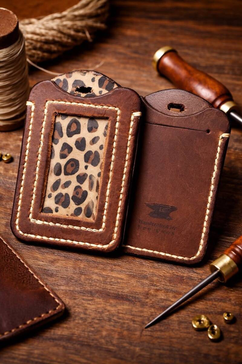 ID card holder v2 with rear card slot