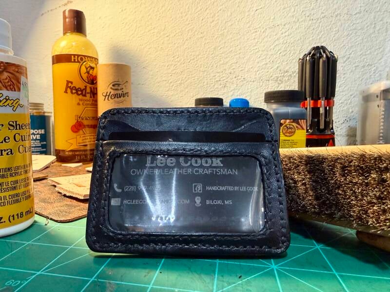 Minimalist card wallet (rear)