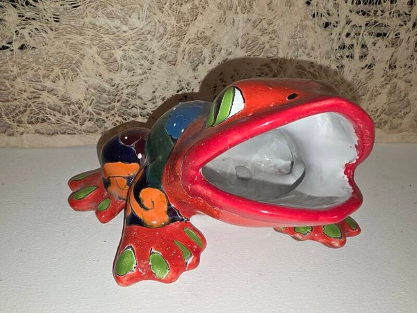 Planter Frog. Talavera Multicolor -Guanajuato