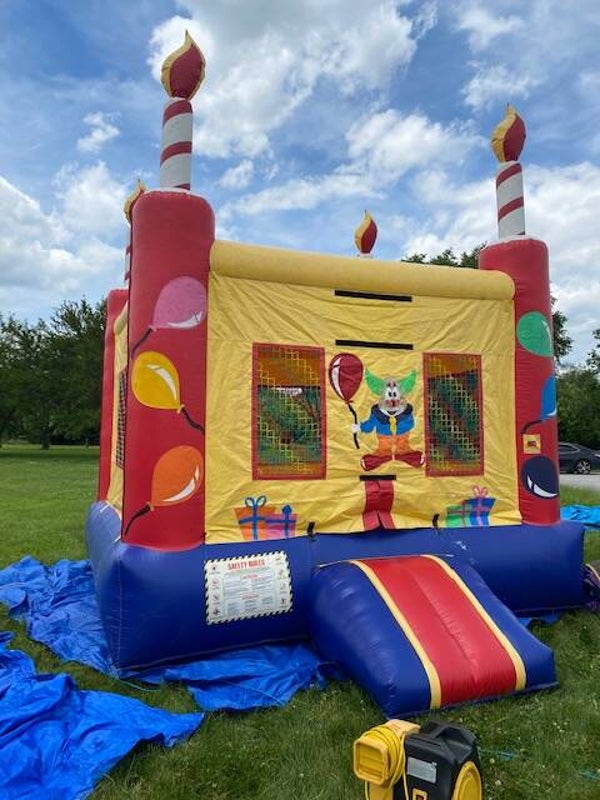 Birthday Cake - Medium size inflatable bounce house.