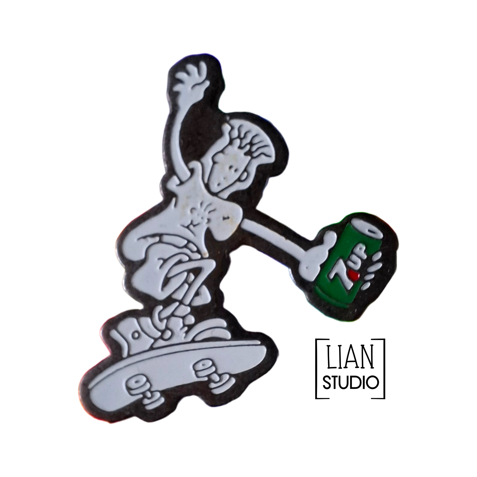 Fido dido 1980s pin 7up vintage pinback