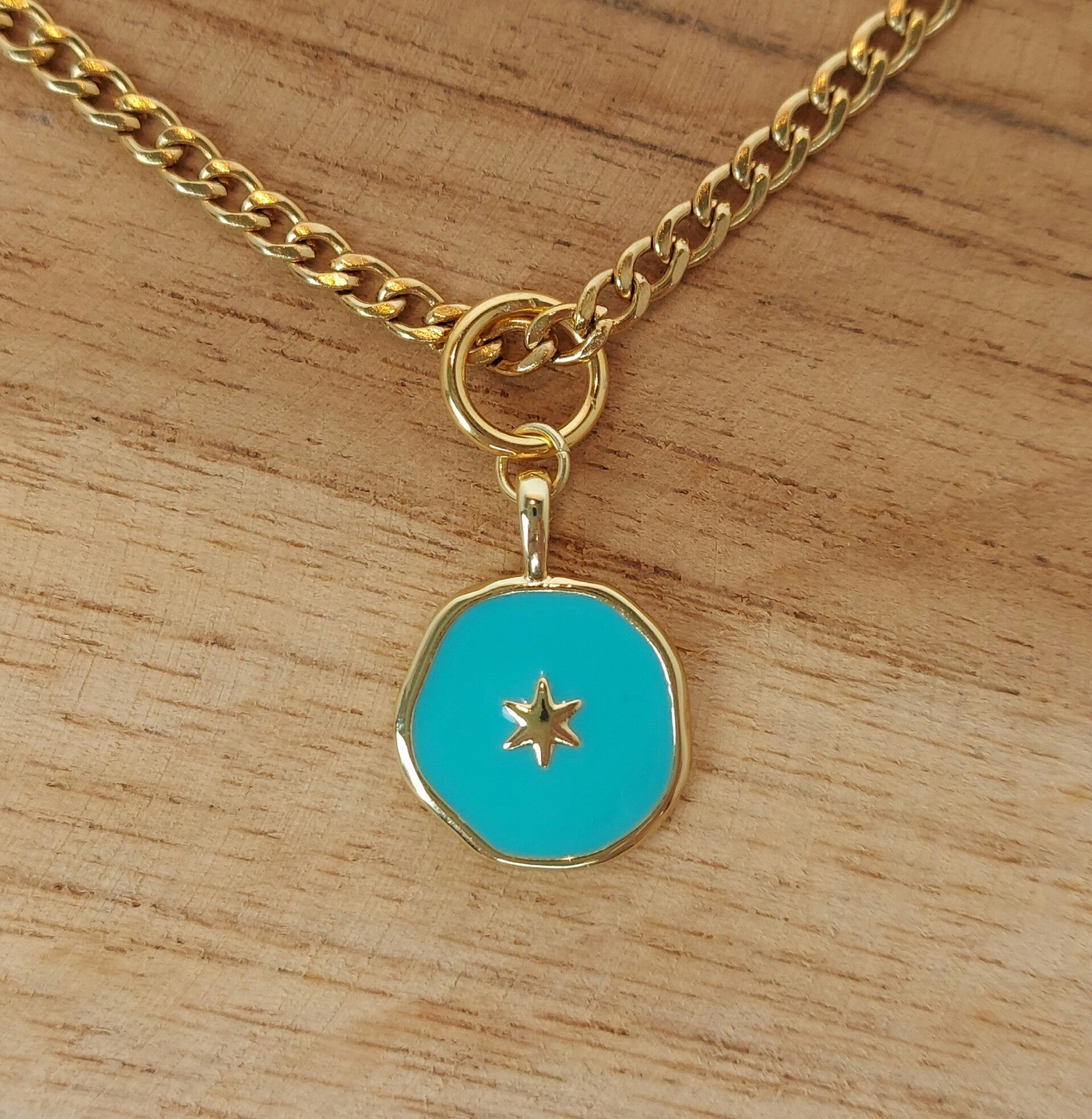 Blue star bedel emaille goldplated