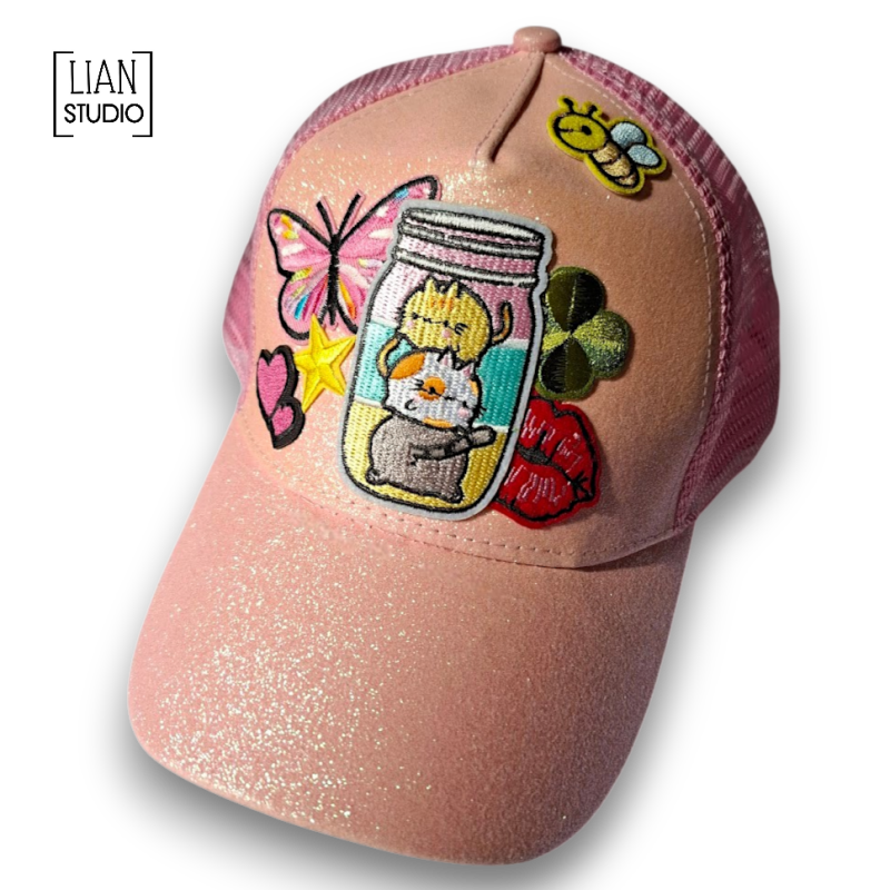 Cap-met-happy-pills-patches-lianstudio.png