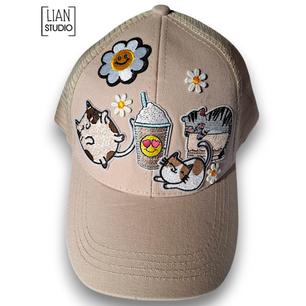 A Latte Furry Friends Katten Cap Beige