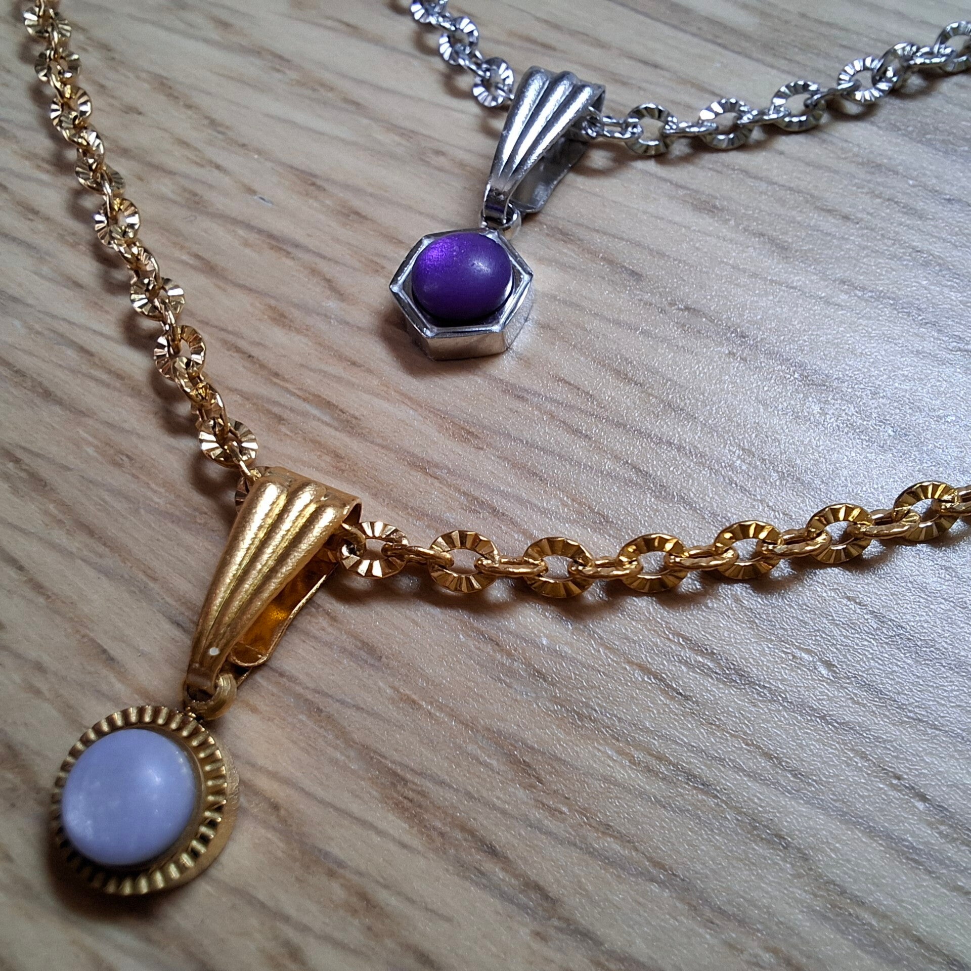 Combineer kettingen en bedels met elkaar voor jouw ultieme en unieke stijl