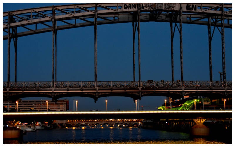 cariou-michel-paris-ponts-nuit-standard.jpg