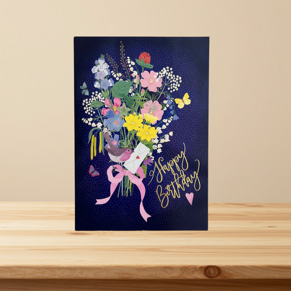 Kaartje verjaardag: roodborstje en bloemen