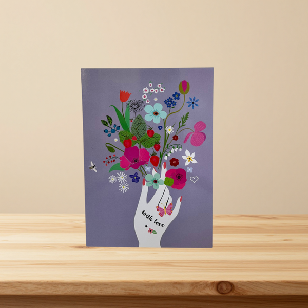 kaartje zomaar: with love, vlinder, bij en bloemen