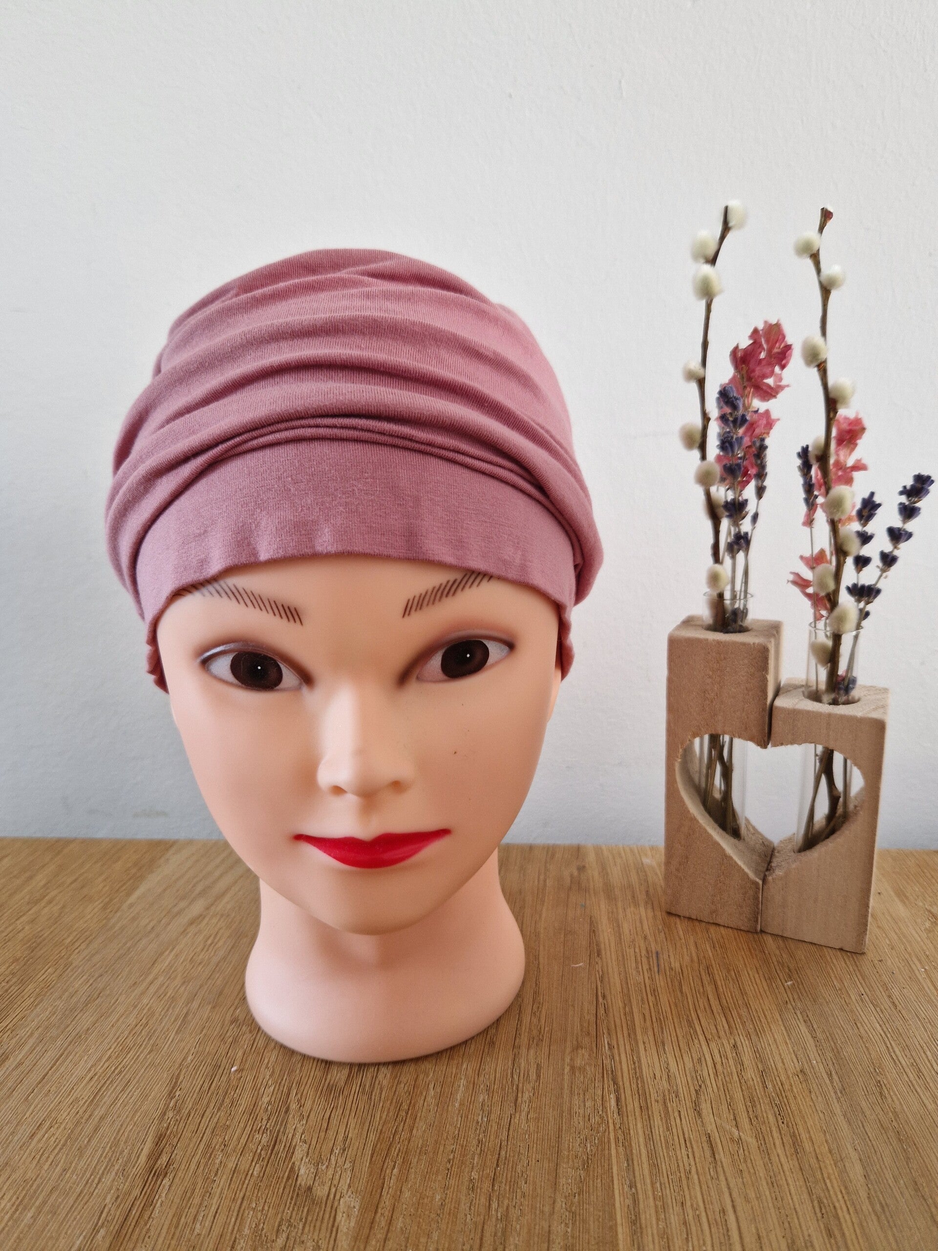 Plooimutsje donker oud roze