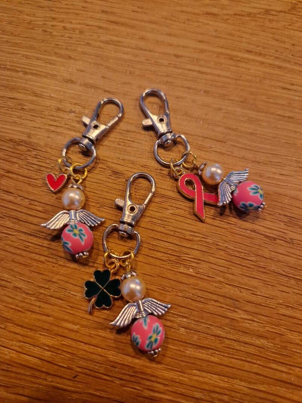 Geluksengeltje roze