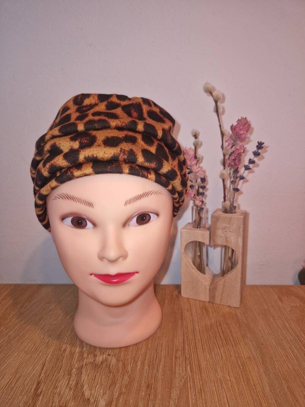 Plooimutsje viscose panter