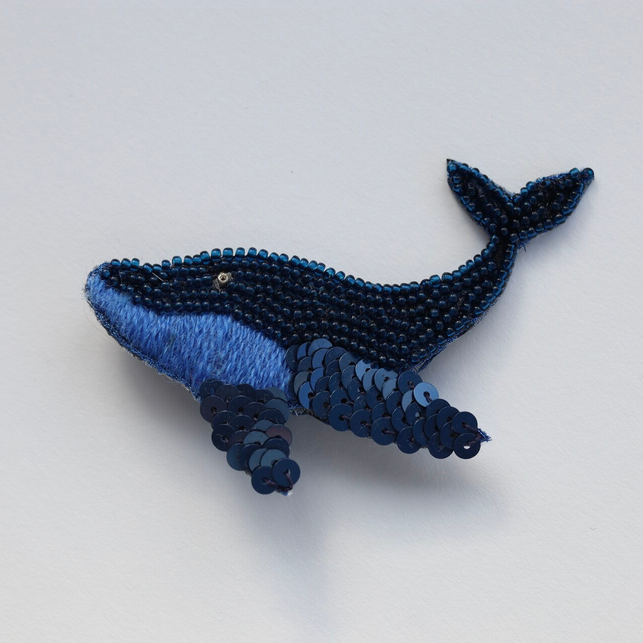 Broche "Baleine Bleue"