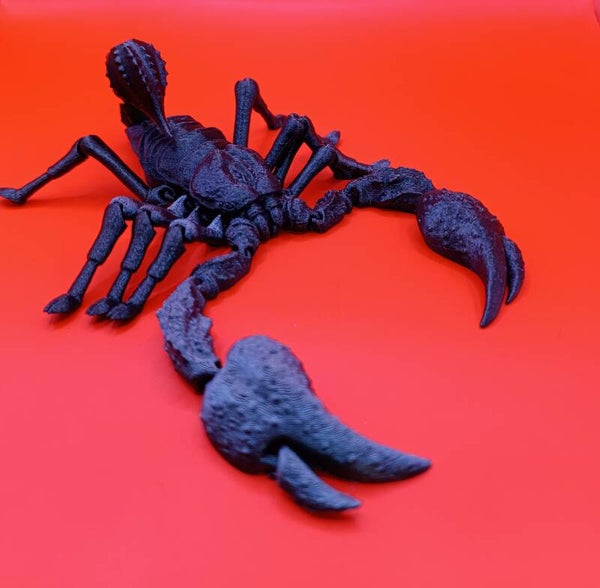 Articulated Scorpion Figurine – Multicolor 3D Print