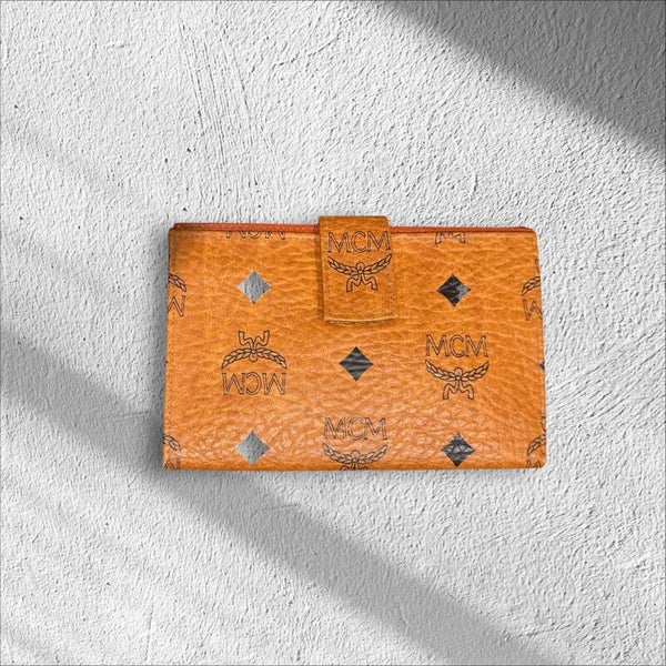 MCM Vintage Beuteltasche mit Geldbörse – Cognac