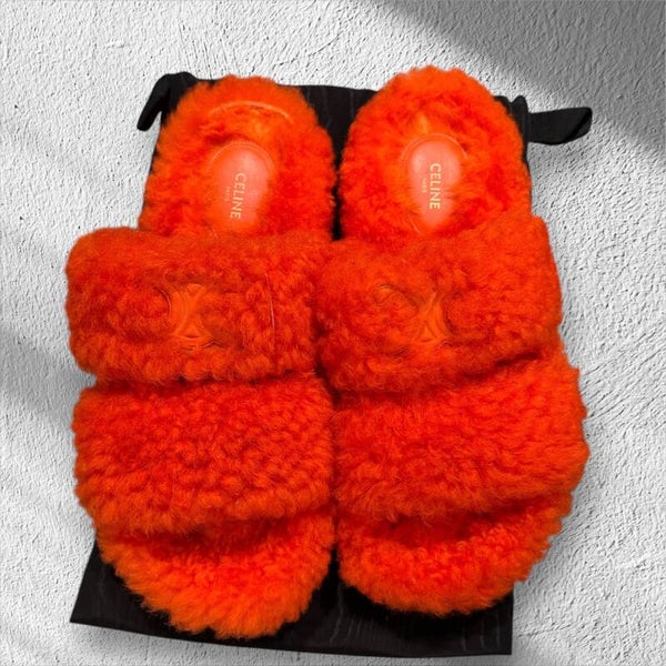 CELINE Triomphe Shearling Pantoletten