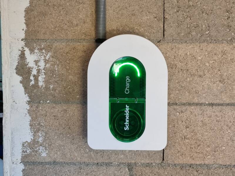 Schneider Charge