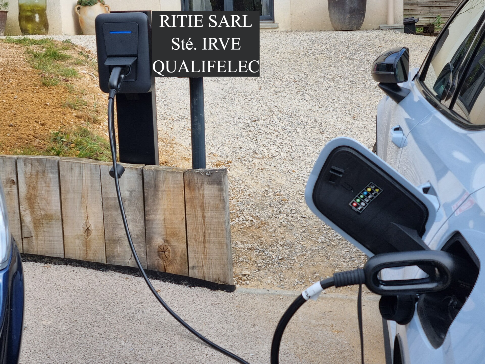 Installations de bornes de recharge et /ou wallbox