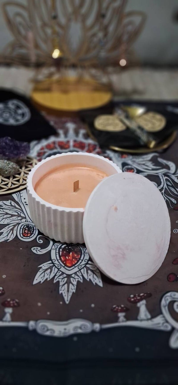 ​✨ Bougie Artisanale « Douce Vitalité » – Orange Douce HE ✨