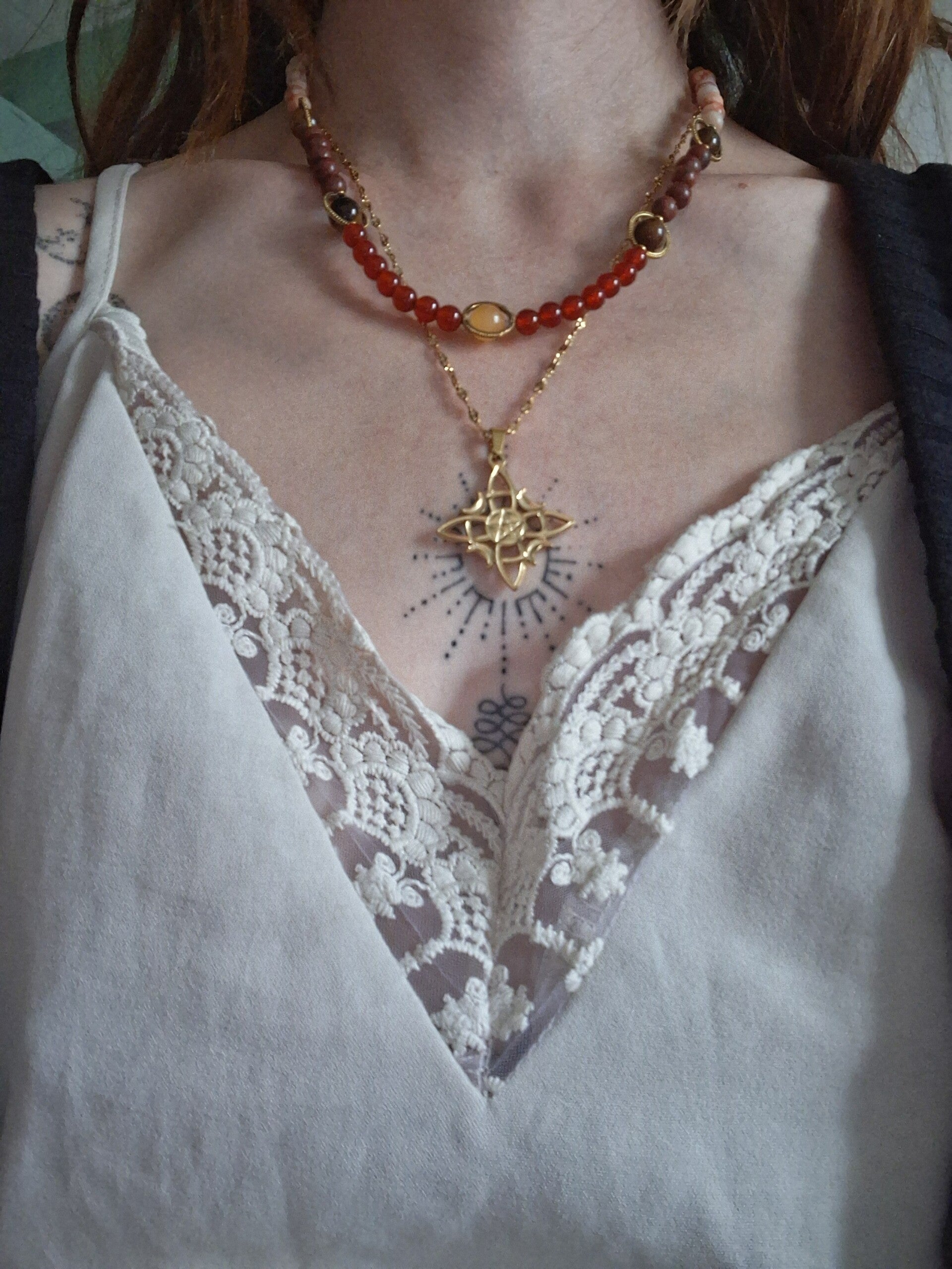 Collier Cornaline et Bois fossile "Aurore Céleste"