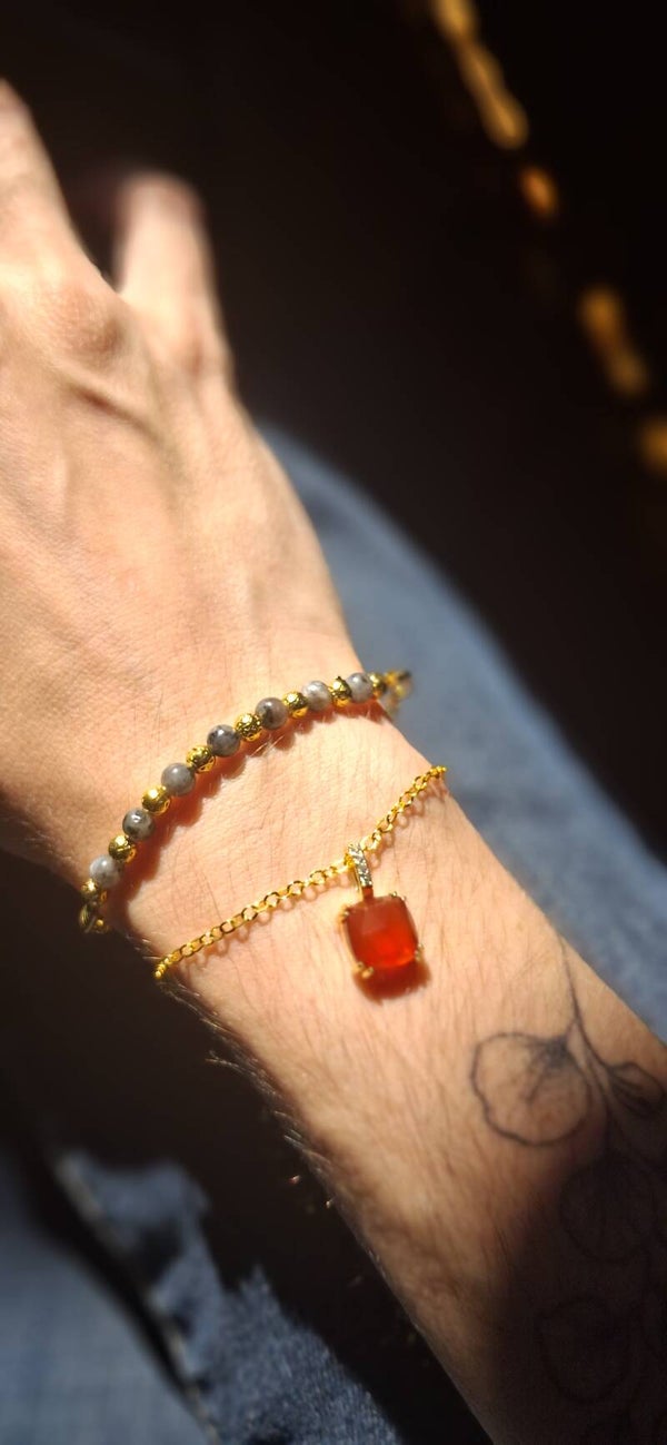 Bracelet Labradorite et cornaline "Éclat Solaire"