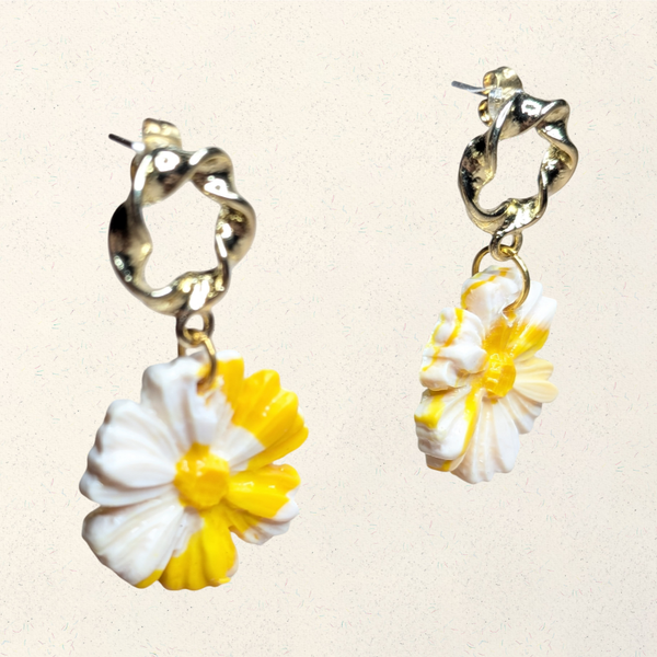 White Yellow Polymer Clay Daisies 0006