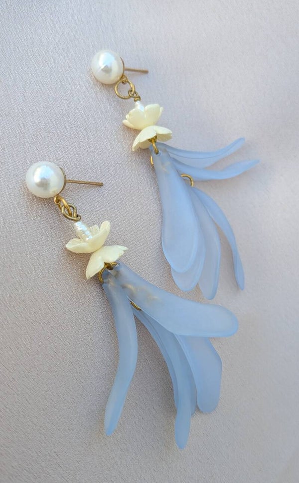 Blue Petal Flower 0044