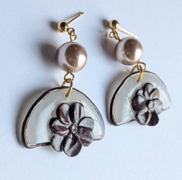 Polymer Clay Pearl 0110