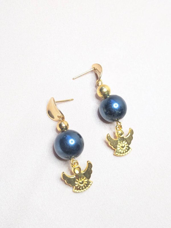 Coloured Blue Dark Round Pearl 0135