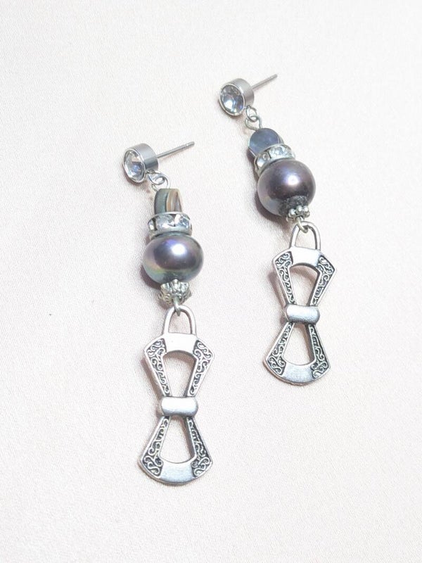 Coloured Dark Round Pearl Findings 0136