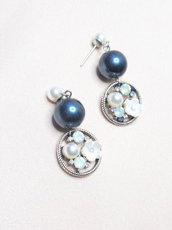 Coloured Dark Blue  Round Pearl 0137