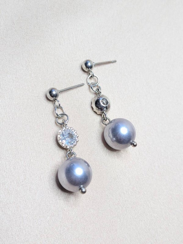 Coloured Light Gray Round Pearl Crystal 0149
