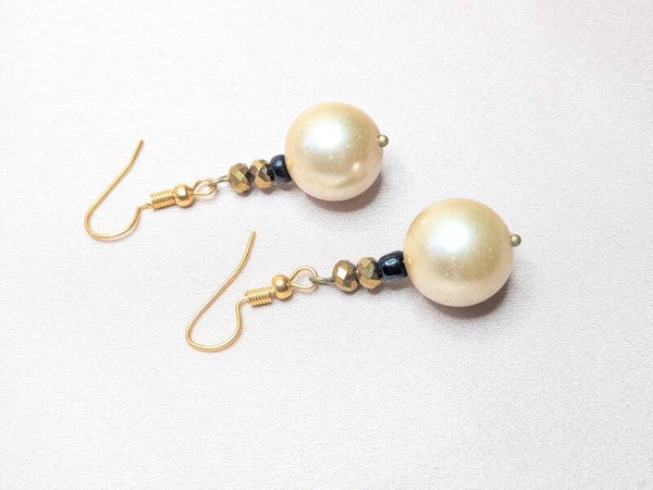 Cream Round Pearl 0170