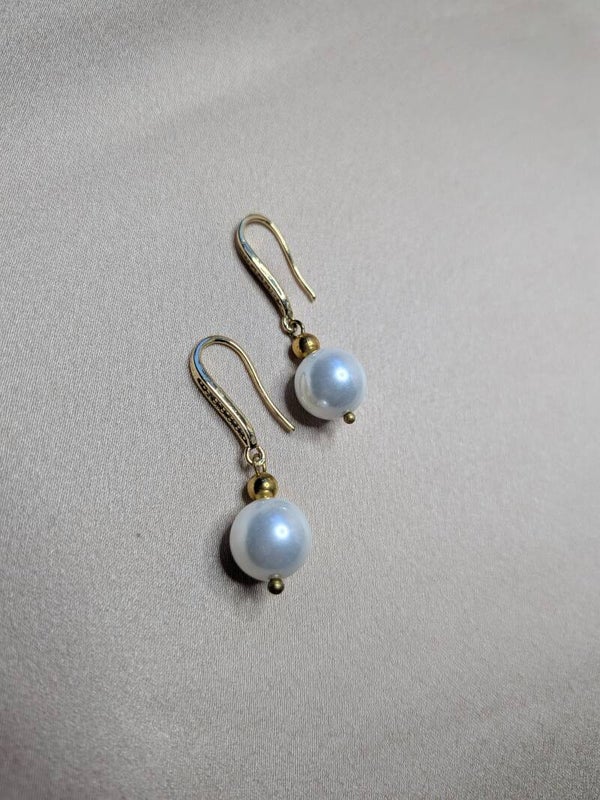 White Pearls 0207