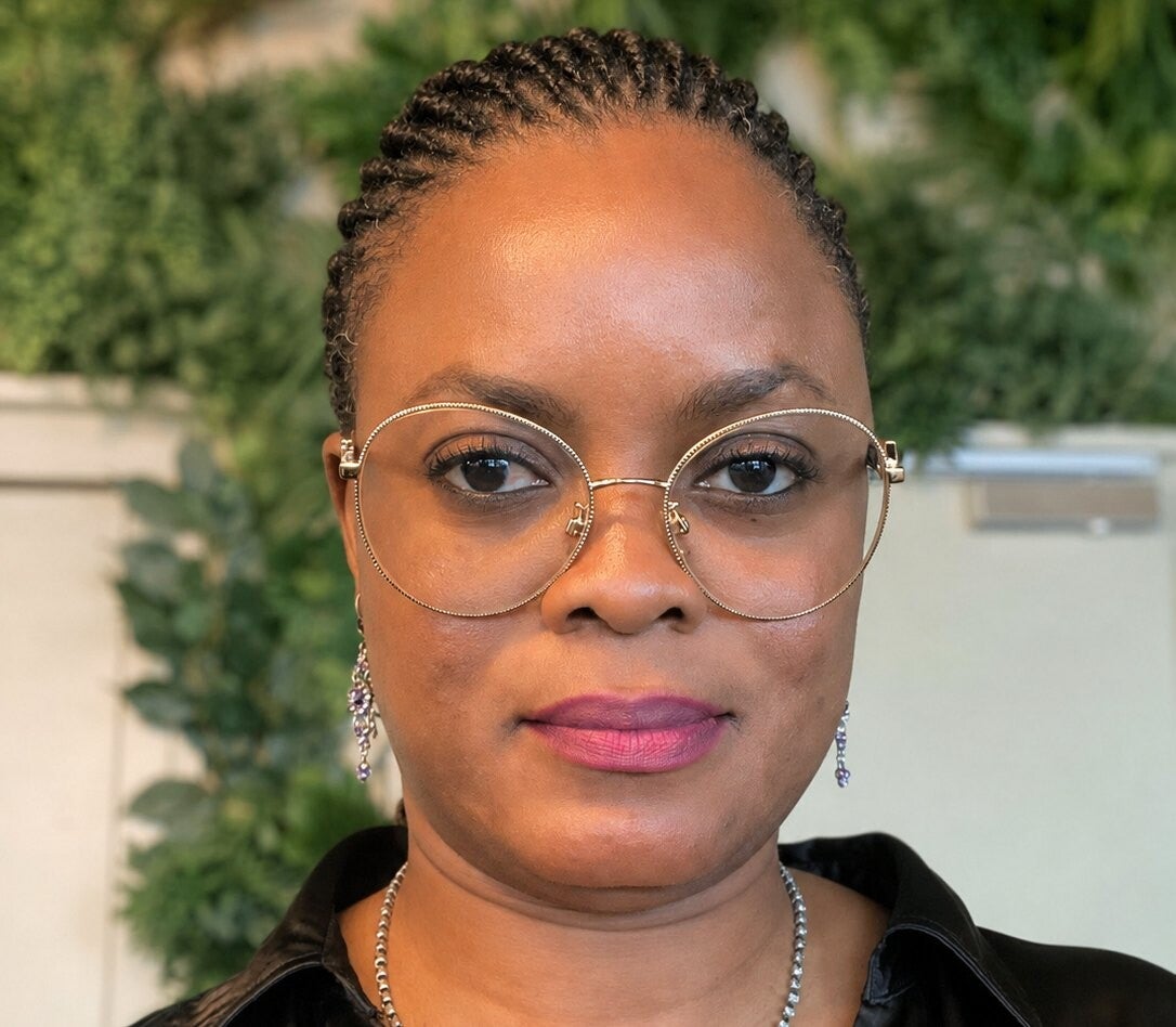 Portrait de Tissamian Kouagou Ndah, autrice et créatrice de la grille personnelle Boussole 4C.