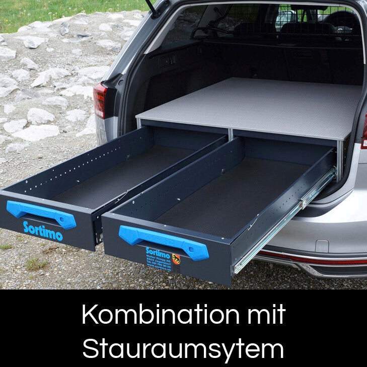 Sortimo Unterbau im Kofferraum eines Fahrzeuges